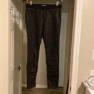 Black leggings
